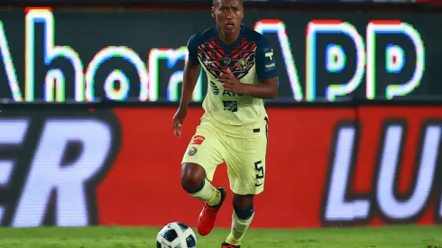 Pedro Aquino será baja en el América de Santiago Solari por las próximas semanas.