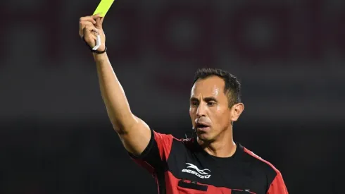 Luis Enrique Santander Aguirre, el juez del América vs. Santos Laguna.