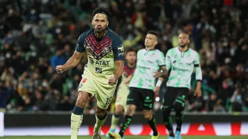 Bruno Valdez festejo tras su gol de penal en el Santos vs América del Clausura 2022