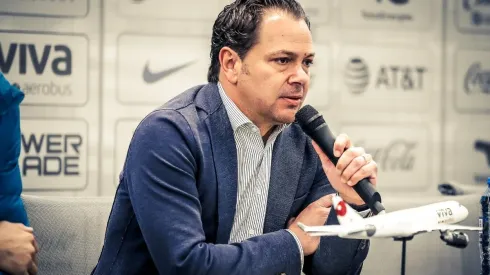 Sigue la polémica por el tuit de Santiago Baños.