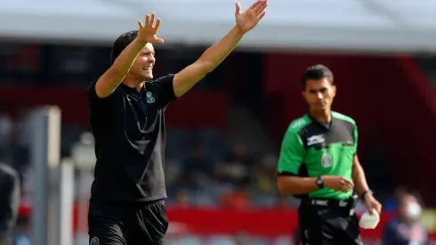 Santiago Solari recibirá una ayuda extra para el Clásico Capitalino.