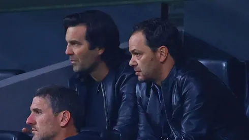 Santiago Baños fue quien le habría comunicado a Santiago Solari la decisión del Club América.