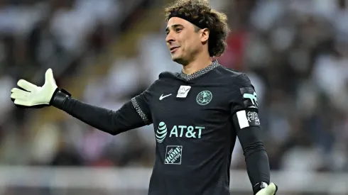 América debe resolver en breve la situación contractual de Guillermo Ochoa.