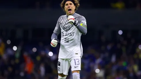 Memo Ochoa funge como líder del América.