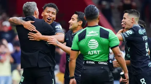 El grupo de jugadores acogió bien al Tano Ortiz.