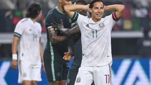 Diego Lainez tiene en sus manos su vuelta al América