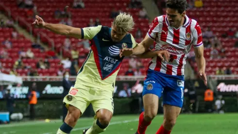 Henry Martín interesa en Chivas.