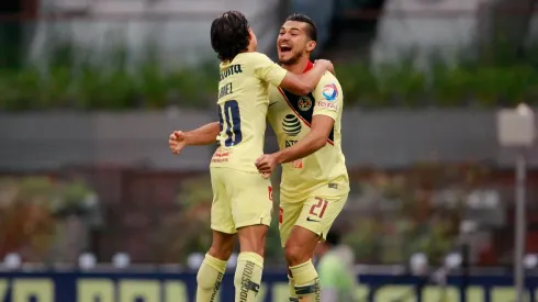 Henry Martín y Lainez fueron grandes compañeros en América.