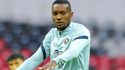 Juan Otero cada vez más cerca de la salida.