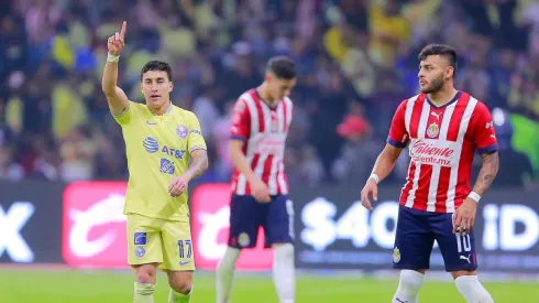 Todavía está caliente el último Clásico Nacional entre América y Chivas.