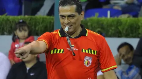 Felipe Ramos Rizo advirtió que las Águilas fueron perjudicadas en el Clásico Nacional Femenil.