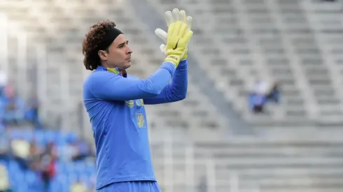 Memo Ochoa seguirá en América.