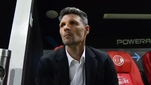 Ortíz tiene mucho tiempo para diagramar el nuevo equipo de América.