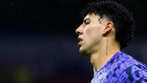 Jorge Sánchez ahora debe instalarse en el futbol europeo.