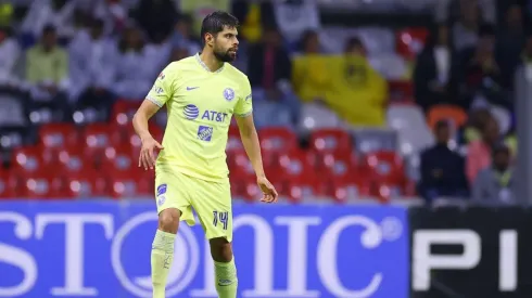 Por encima de su hijo: el padre de Néstor Araujo reivindicó su amor por Chivas