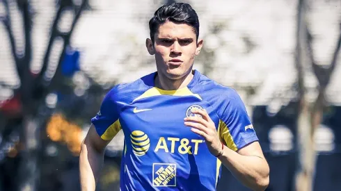 Israel Reyes estaba ansioso por vestirse de azulcrema.