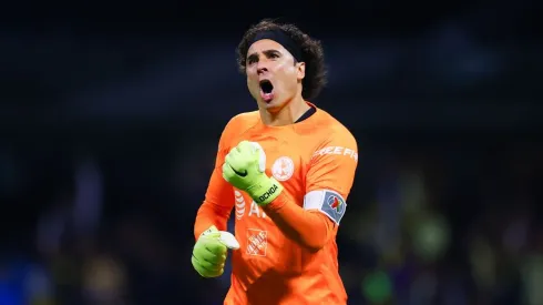 Guillermo Ochoa ya aseguró su futuro.