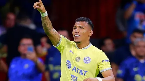 Roger Martínez aún tiene apoyo de la afición azulcrema.