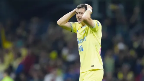 Viñas seguirá en América.