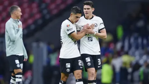 Salvador e Israel Reyes han sido dos de los defensores con los que ha probado Ortiz.