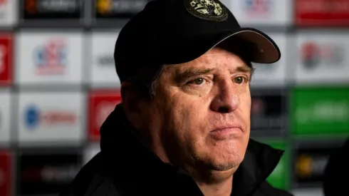 Herrera otra vez fue atacado desde los medios.