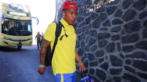 Roger Martínez no piensa en su salida del club.