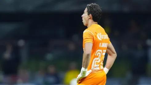 Jiménez no ha tenido un torneo sencillo en Coapa.