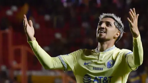 Diego Valdés es el jugador clave entre mediocampistas y delanteros.