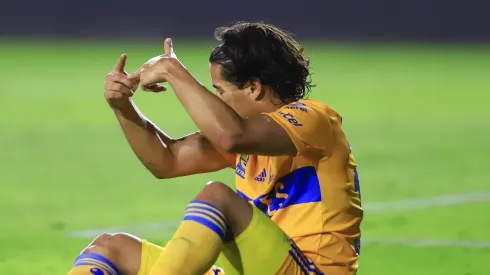 El modesto carro que conduce Diego Lainez en Tigres UANL