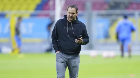 Santiago Baños aseguró que la siguiente jornada América ya tendrá en cancha a su refuerzo.