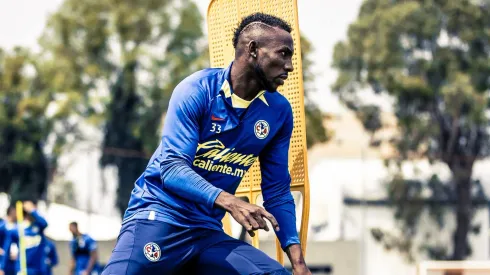 El enorme salario que tendrá Julián Quiñones en América