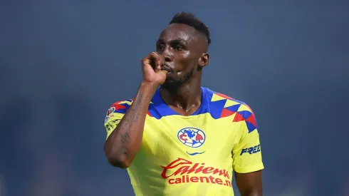 Quiñones anotó un gol y puso una asistencia en el debut de América en Leagues Cup.