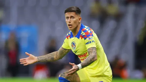 El uruguayo seguirá peleando un puesto en las Águilas.