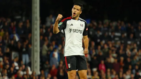 Raúl Jiménez anotó de penal con el Fulham.