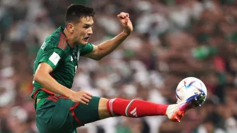 César Montes no llegará al América.