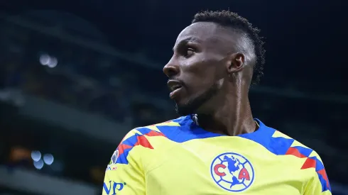 El futbolista azulcrema tiene todo para triunfar con el Tri.