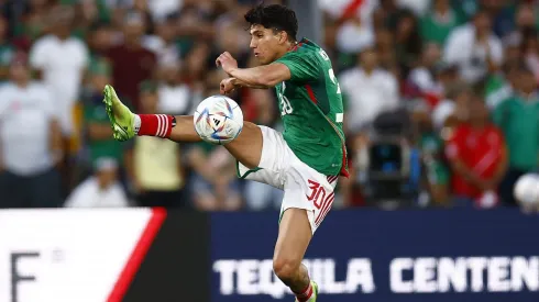 Kevin Álvarez parte con desventaja en la Selección Mexicana.