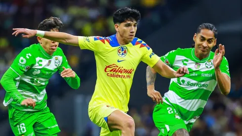 Kevin fue uno de los mejores del partido, pero salió de cambio.