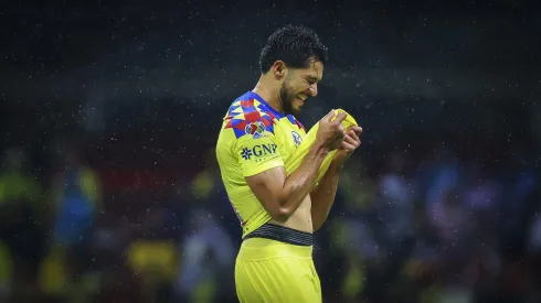 Henry Martín aún no renueva con el América.