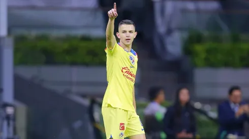 Álvaro Fidalgo volvió a anotar después de un año.