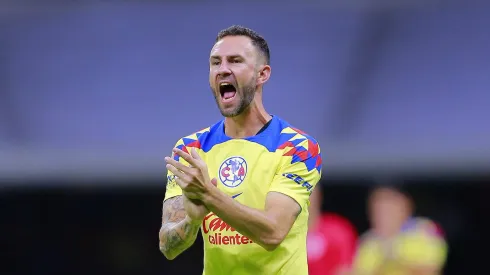 Layún no quiere irse del América sin otro título.