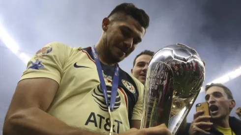 Henry Martín es uno de los tres campeones con América.