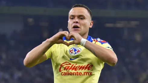 La salida de Jonathan Rodríguez no sería tan dura.