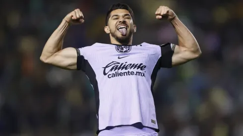 Henry Martín se ha ganado a la afición con grandes actuaciones.