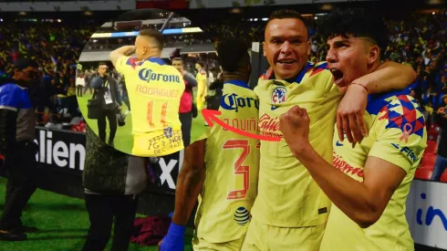 El Cabecita festejó con todo el título.