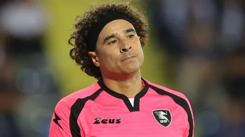 Guillermo Ochoa espera volver en enero con Salernitana