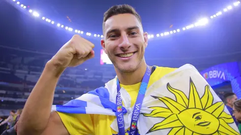 Sebastián Cáceres se queda en el América.