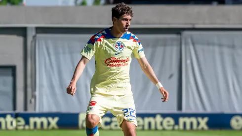 Diego Esqueda podría debutar con América.