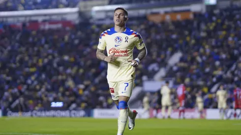 Brian marca la diferencia en 1 minuto.