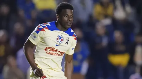 Javairo Dilrosun fue titular ante Pachuca en la Liga MX